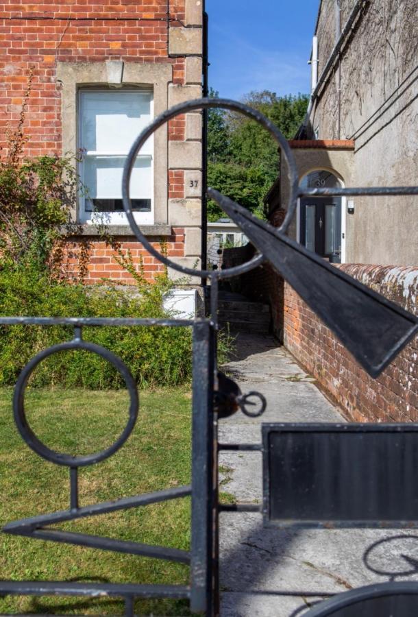 Bridport Garden Suite エクステリア 写真