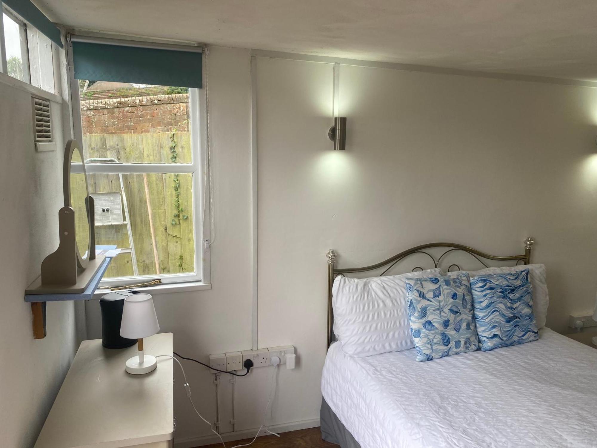 Bridport Garden Suite エクステリア 写真